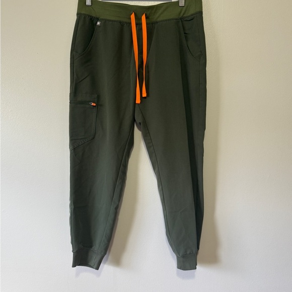 Figs Pants - FIGS Moss Zamora Jogger Scrub Pants Size MP